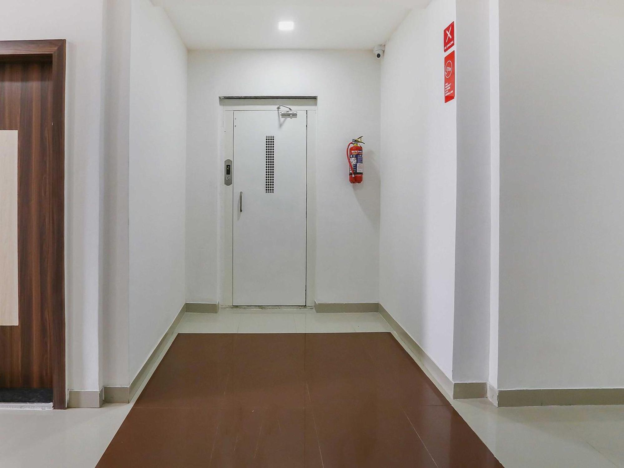 Hotel O Pingara Executive Phursungi Buitenkant foto